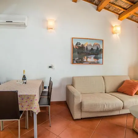 Buric 267 Gostinjska kuća 4*