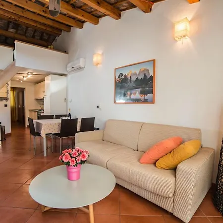 Buric 267 Gostinjska kuća 4*